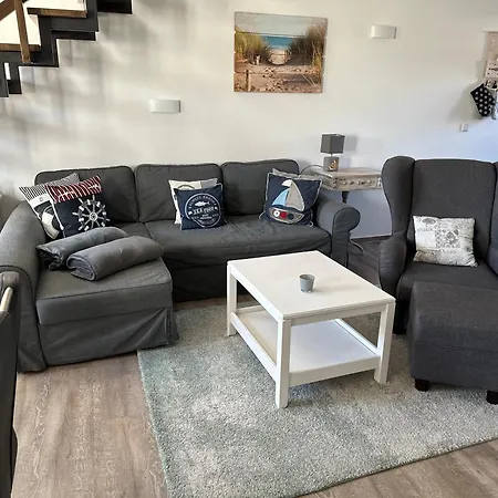 Kapitaenskajuete Am Bakenberg *