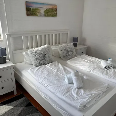 Kapitaenskajuete Am Bakenberg Appartement Dranske