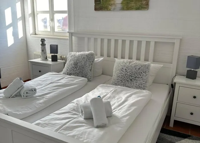 Kapitaenskajuete Am Bakenberg *